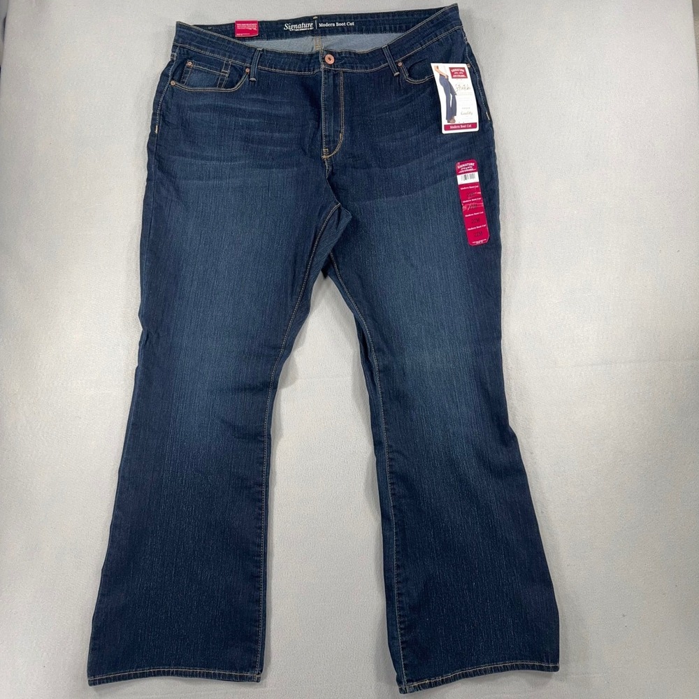 Signature by Levi Strauss & Co Modern Boot Cut Jeans Dark Wash 22W New